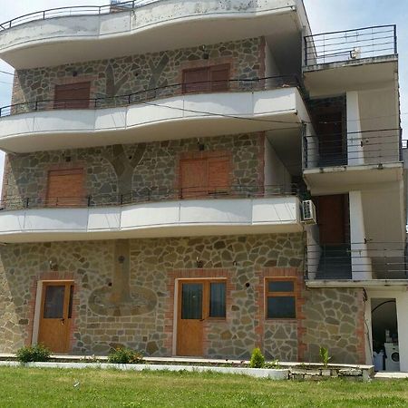 Velaj Apartments Orikum Exterior photo