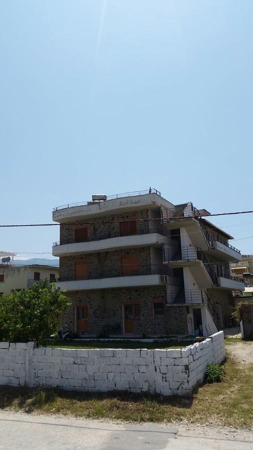 Velaj Apartments Orikum Exterior photo