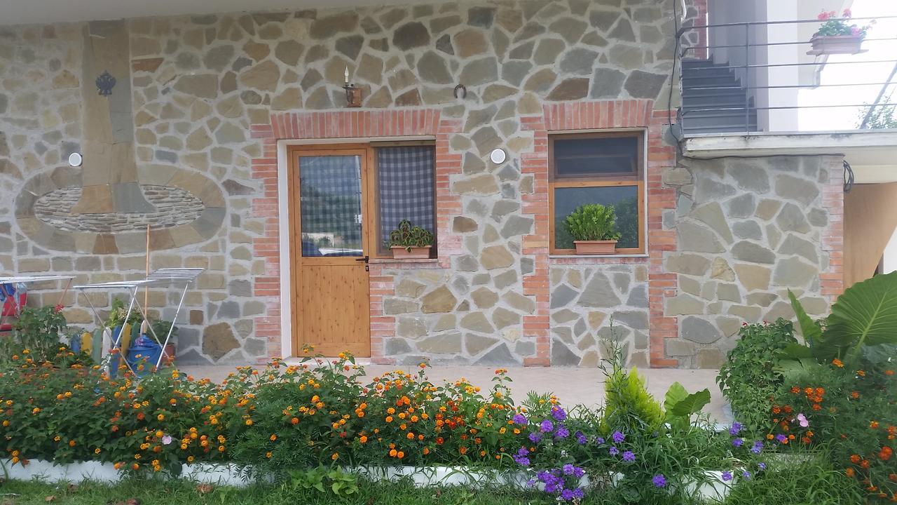 Velaj Apartments Orikum Exterior photo